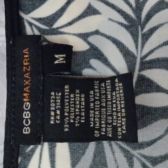 BCBGMAXAZRIA womans Leaf print wrap midi dress size Medium . - Picture 6 of 6